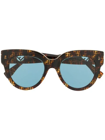 Fendi Eyewear Monogram Frame Sunglasses - 棕色 In Brown