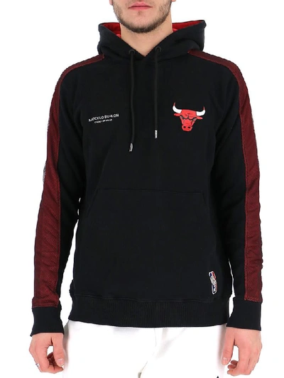 Marcelo Burlon County Of Milan Chicago Bulls Loopback-cotton Hooded-sweatshirt In Black,red