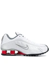 Nike Shox R4 Trainers In White