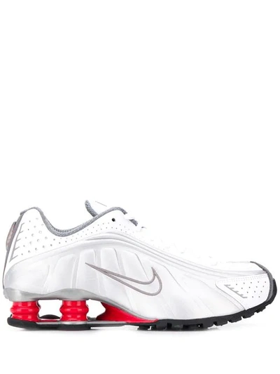 Nike Shox R4 Sneakers In White