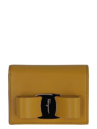 Ferragamo Vara Bow Leather Card Holder In Yellow