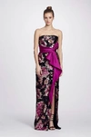 MARCHESA NOTTE FALL/WINTER 2018 MARCHESA NOTTE STRAPLESS SEQUINED PEONY EVENING GOWN,N24G0686