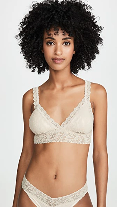 Hanky Panky Signature Lace Padded Crossover Bralette In Chai
