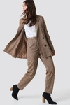 NA-KD CLASSIC STRAIGHT LEG STRIPED SUIT trousers - BROWN