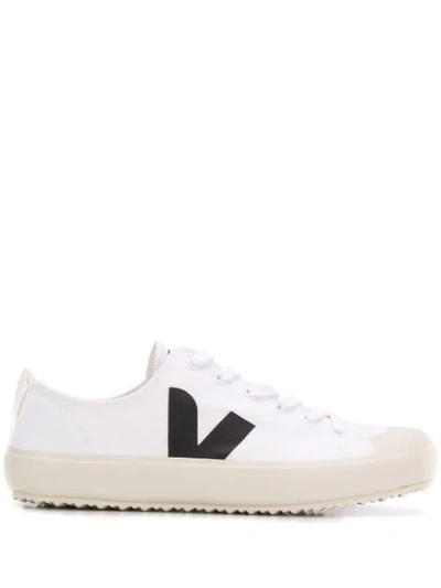 Veja Nova Logo-detail Sneakers In White