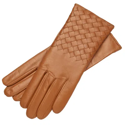 1861 Glove Manufactory Brown Trani - Women's Woven Leather Gloves In Camel