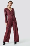 NA-KD LEO WRAP JUMPSUIT - RED
