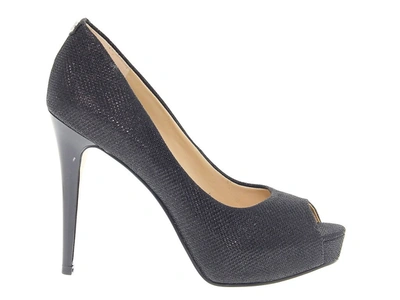 Guess Womens Black Leather Pumps