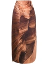 A.W.A.K.E. A.W.A.K.E. MODE CANYON PRINT SKIRT - 棕色