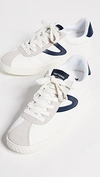 TRETORN CALLIE LACE UP SNEAKERS