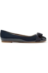 Ferragamo Varina Bow-embellished Patent-leather Ballet Flats In Midnight Blue