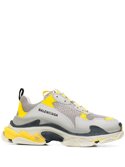 Balenciaga Triple S Sneakers - 灰色 In Grey