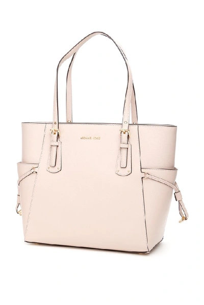 Michael Michael Kors Voyager E/w Signature Saffiano Tote Bag - Golden Hardware In Pink