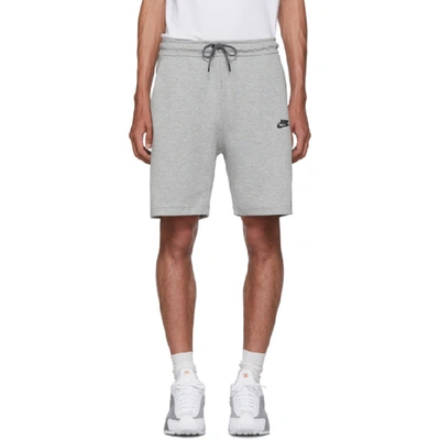 Nike Grey Tech Fleece Shorts In 063