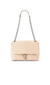 REBECCA MINKOFF REBECCA MINKOFF EDIE FLAP SHOULDER BAG IN BLUSH.,RMIN-WY1255