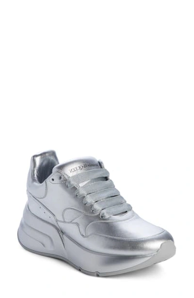 Alexander Mcqueen Metallic Leather Exaggerated-sole Sneakers In Silver