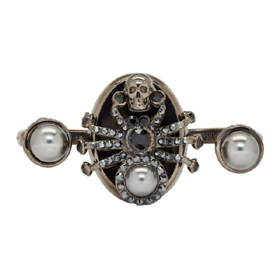 Alexander Mcqueen Spider Pearl Detail Double Ring - 金色 In 3510 0995