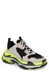 Balenciaga Triple S Retro Sneaker In Blanc