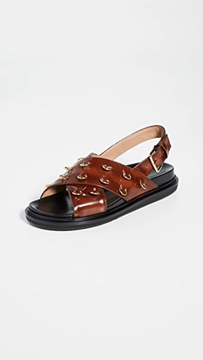 Marni Fussbett Patent-leather Slingback Sandals In Brown