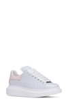 Alexander Mcqueen Sneaker In Pale Blue/ Pale Rose