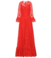 VALENTINO LACE GOWN,P00395605