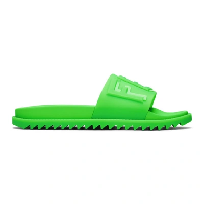 Fendi Asymmetric Logo Slides - 绿色 In Green