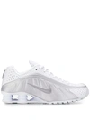 Nike Shox R4 Sneakers White In Silver