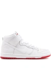 NIKE SB ZOOM DUNK HIGH PRO "KEVIN BRADLEY" SNEAKERS