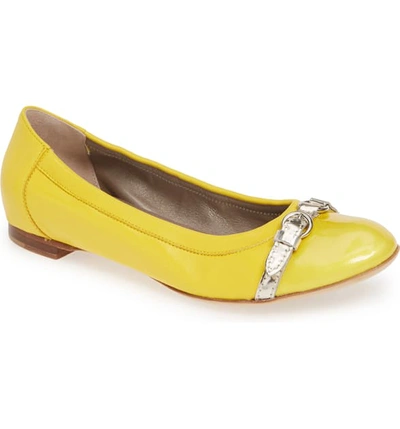 Agl Attilio Giusti Leombruni Cap Toe Ballet Flat In Yellow Leather