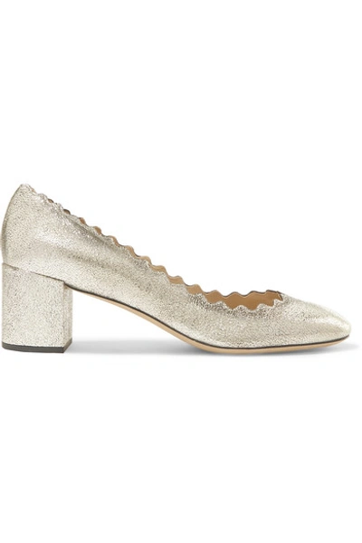 Chloé Lauren Scalloped Metallic Cracked-leather Pumps In Silver