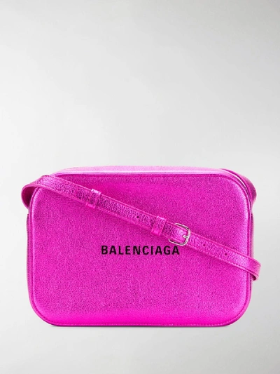 Balenciaga Everyday Camera Bag In Pink