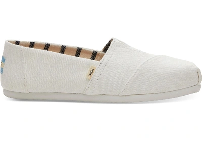 Toms Optic White Heritage Canvas Women's Classics Venice Collection Slip-on Shoes