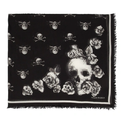 Alexander Mcqueen Floral Skull Print Scarf - 黑色 In Black/ivory