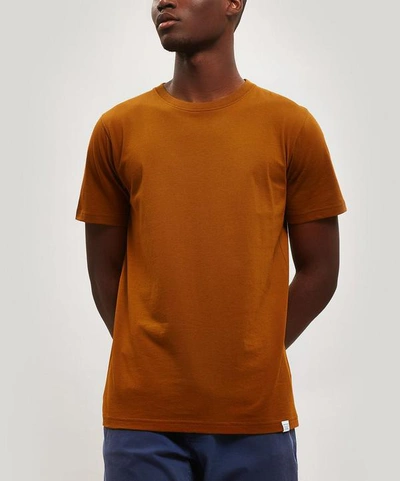 Norse Projects Niels Classic Short Sleeve T-shirt In Russet Brown