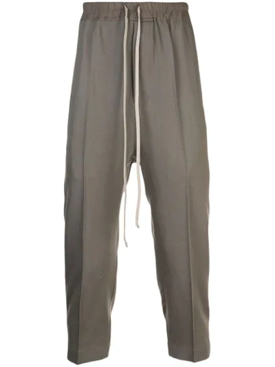 Rick Owens Cropped Drawstring Trousers - 灰色 In 34 Dust