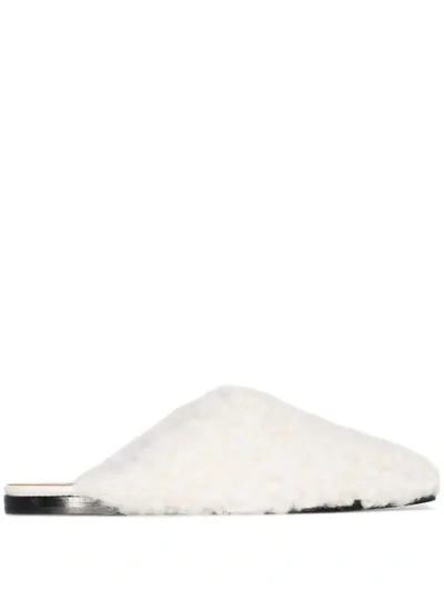 Atp Atelier Anzi Flat Shearling Slippers - 白色 In 103 Ice White