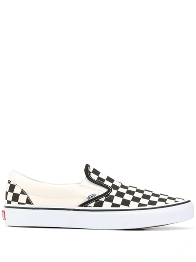 VANS CLASSIC SLIP-ON "CHECKERBOARD" SNEAKERS