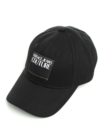 Versace Hat Mid Visor Label In Black