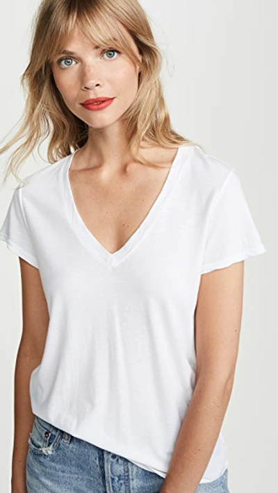 Splendid Louisa V Neck Short Sleeve Tee In White In Gray