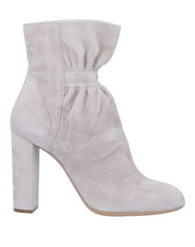 Chloé Ankle Boot In Light Grey