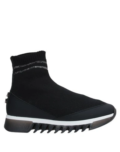 Alexander Smith Ankle Boot In Black