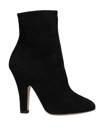 Dolce & Gabbana Ankle Boot In Black