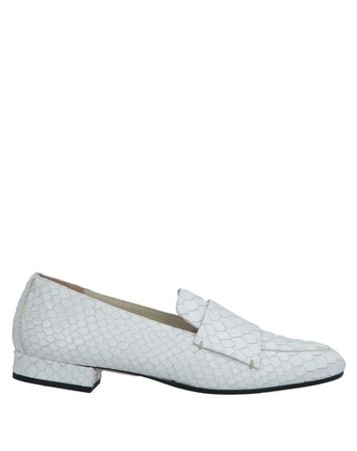 Atp Atelier Loafers In White