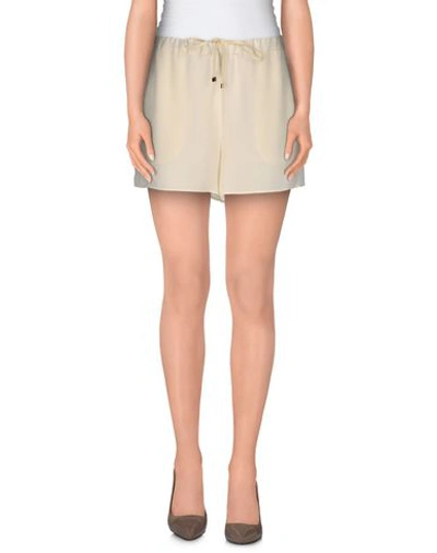 Dsquared2 Shorts & Bermuda In Ivory