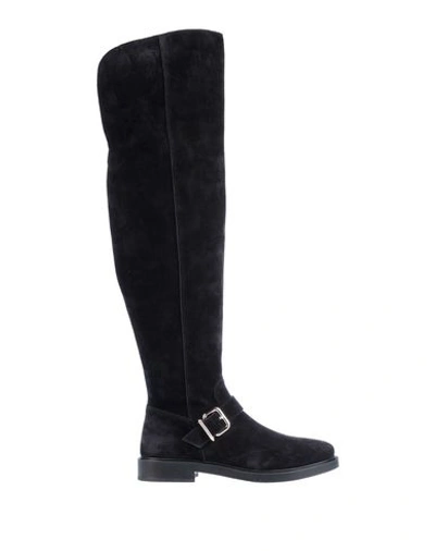 Tod's Knee Boots In Black