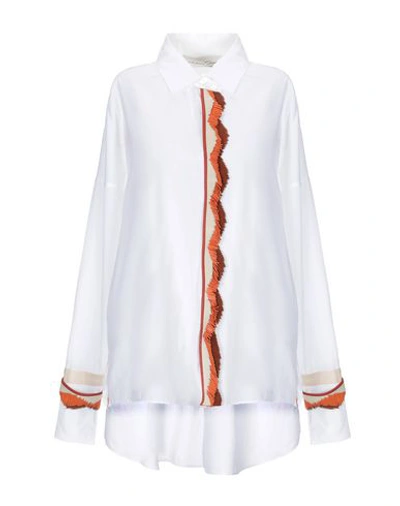 Antonia Zander Solid Color Shirts & Blouses In White