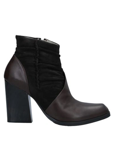 Malloni Ankle Boot In Brown