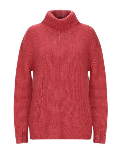 Aragona Turtleneck In Coral