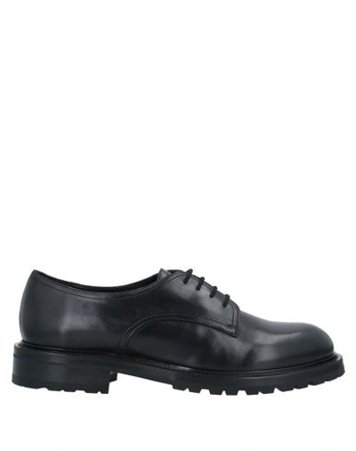 Diesel Black Gold Laced Shoes In Black
