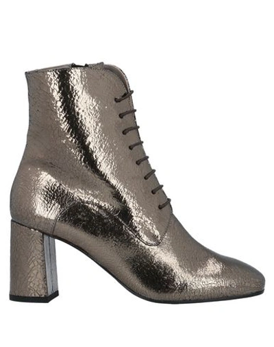 Cheville Ankle Boot In Bronze